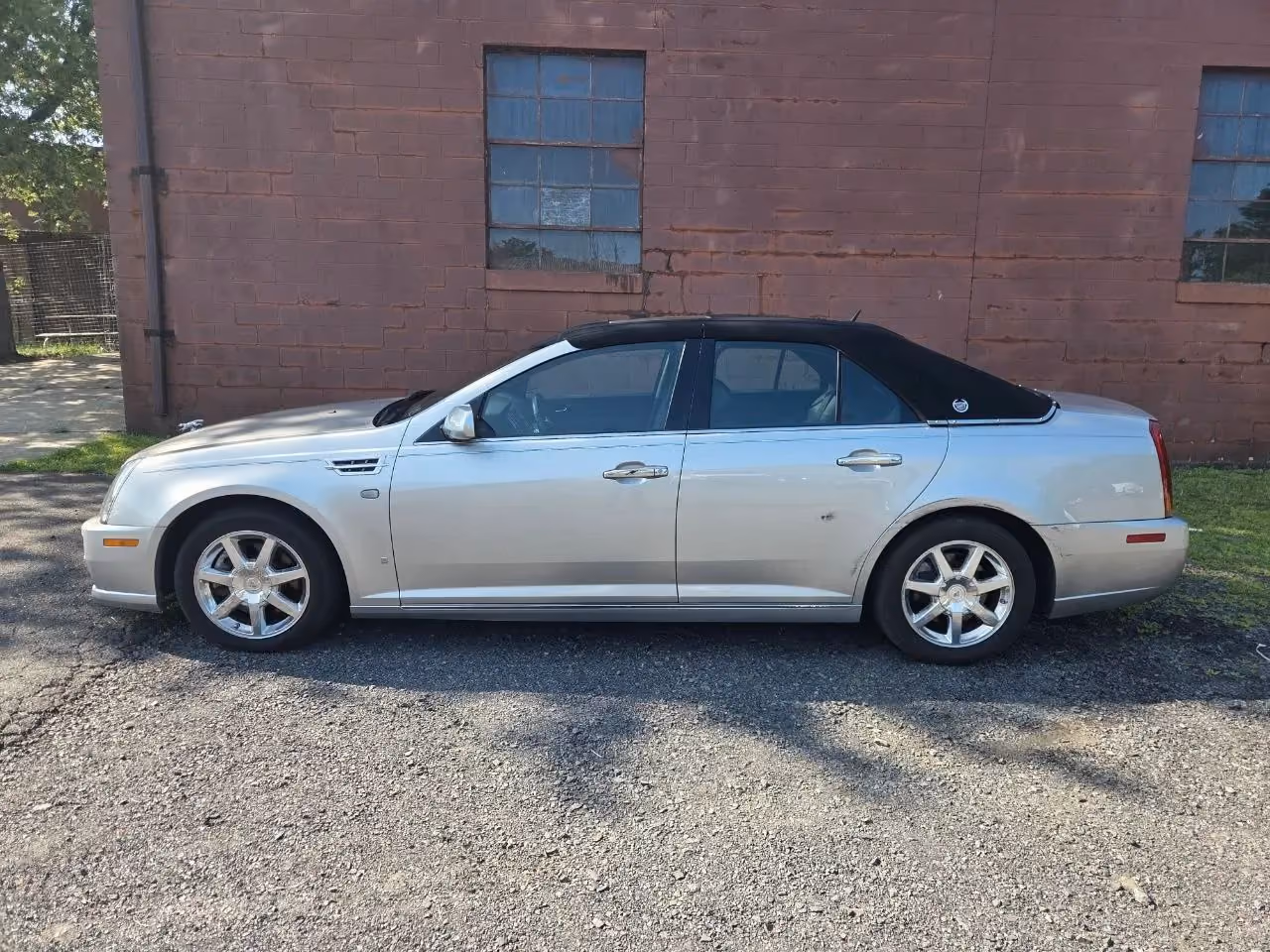 2008 Cadillac STS Sedan 4D — photo 2 of 73