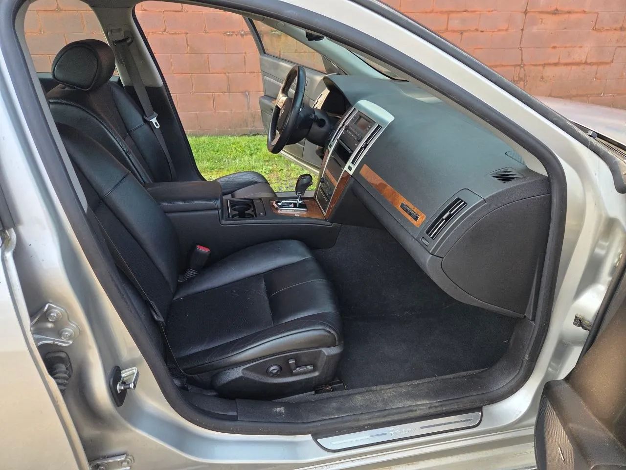 2008 Cadillac STS Sedan 4D — photo 10 of 73