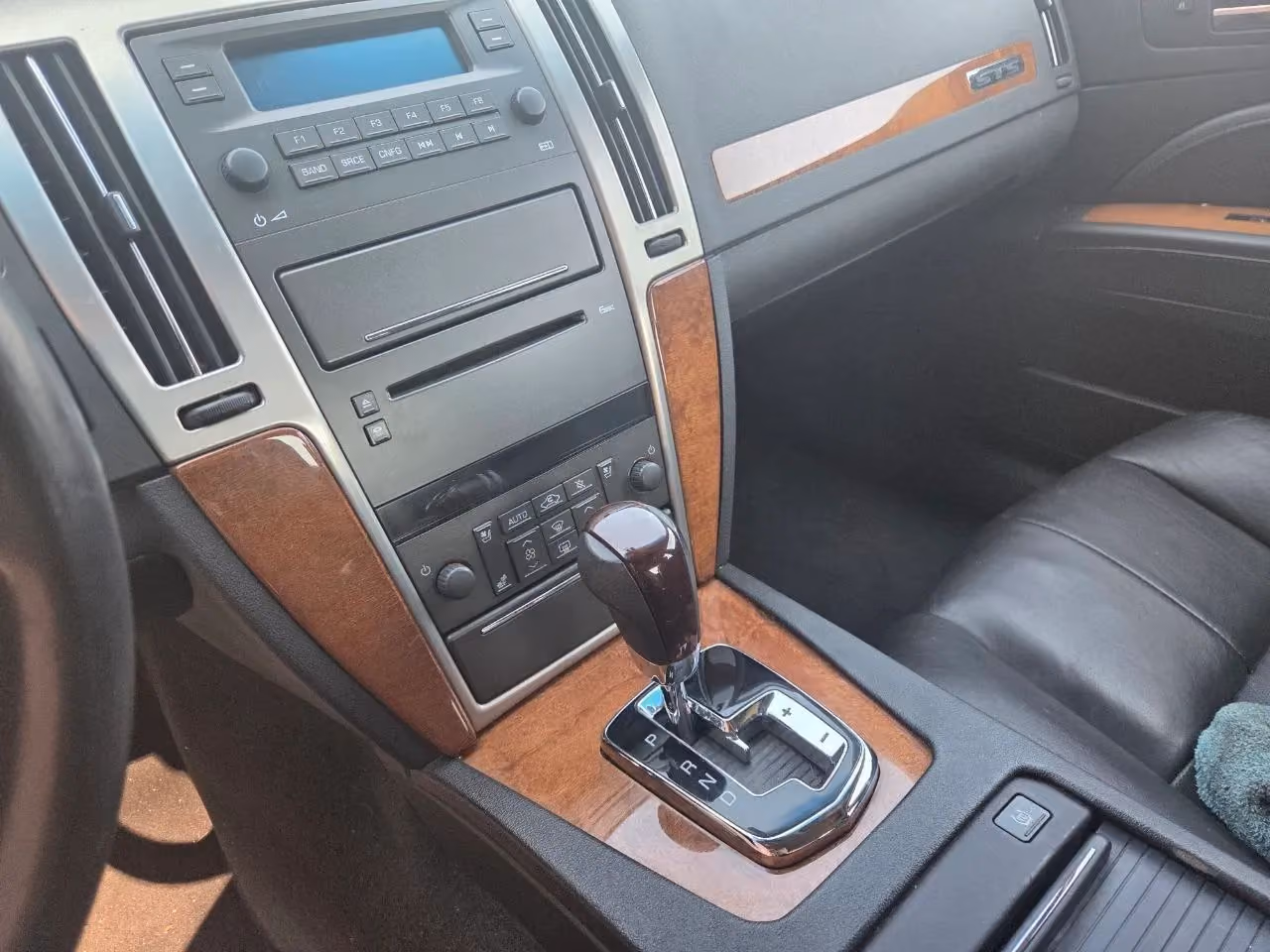 2008 Cadillac STS Sedan 4D — photo 25 of 73