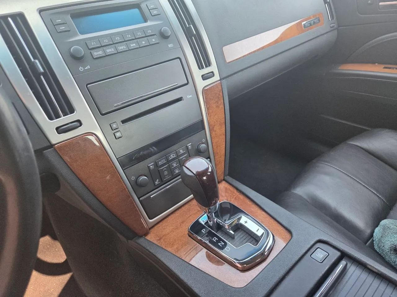 2008 Cadillac STS Sedan 4D — photo 25 of 73