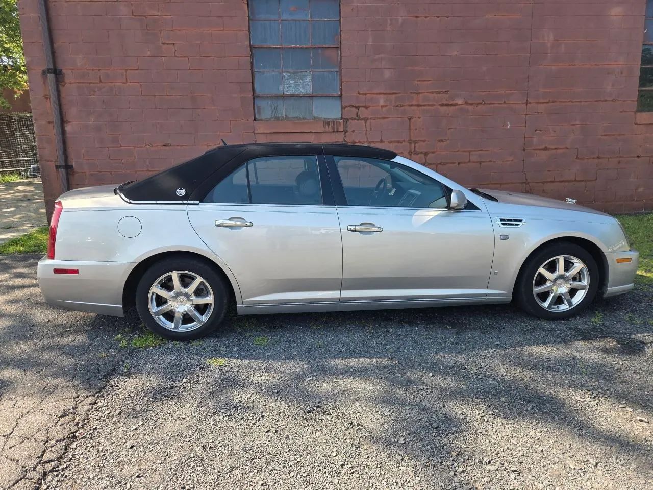 2008 Cadillac STS Sedan 4D — photo 6 of 73