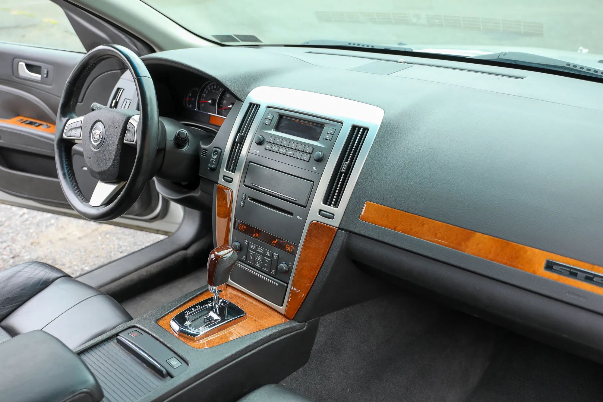 2008 Cadillac STS Sedan 4D — photo 38 of 73