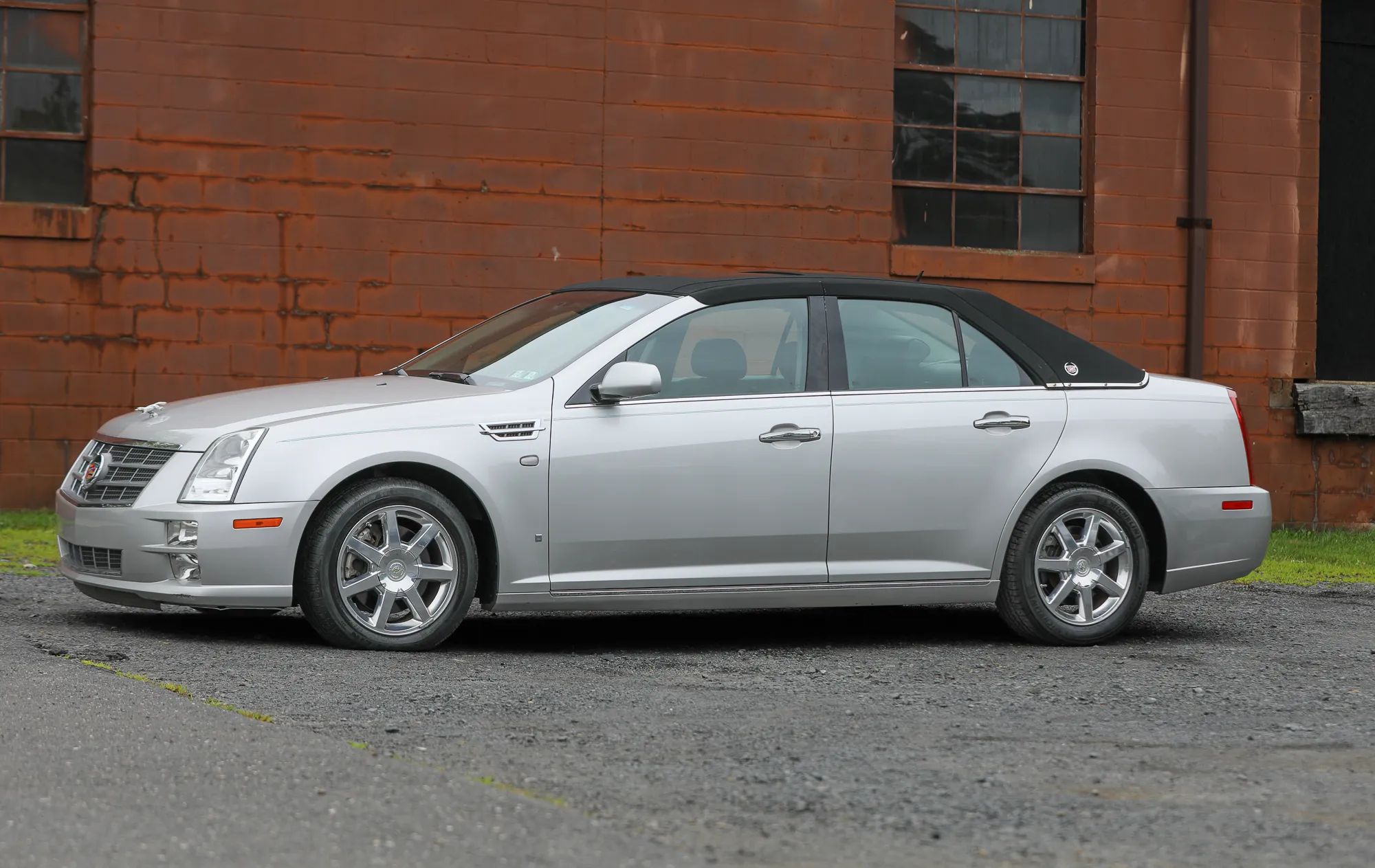 2008 Cadillac STS Sedan 4D — photo 35 of 73