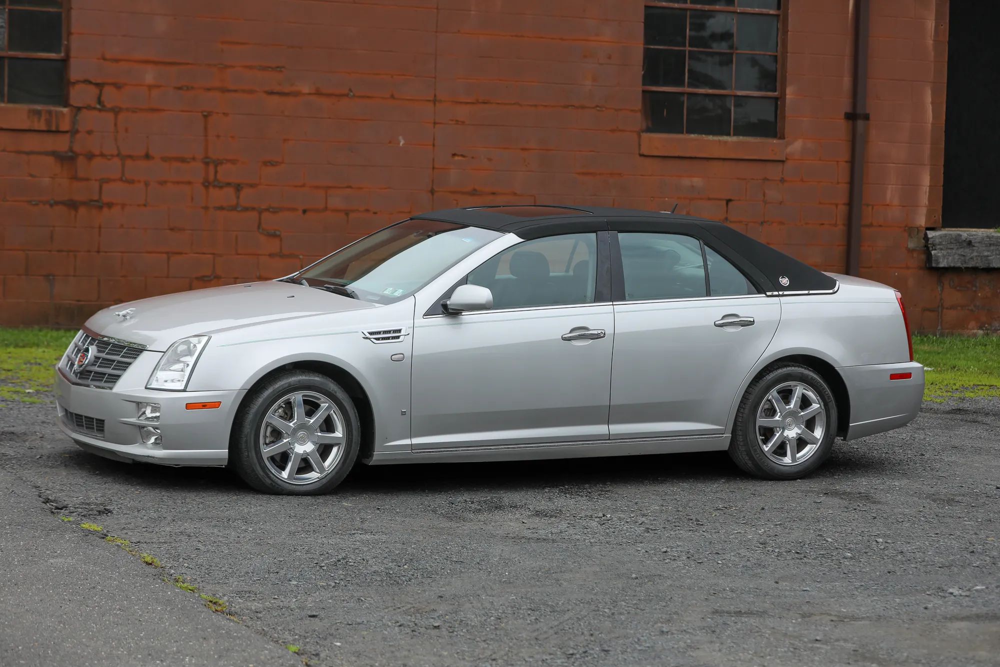 2008 Cadillac STS Sedan 4D — photo 33 of 73