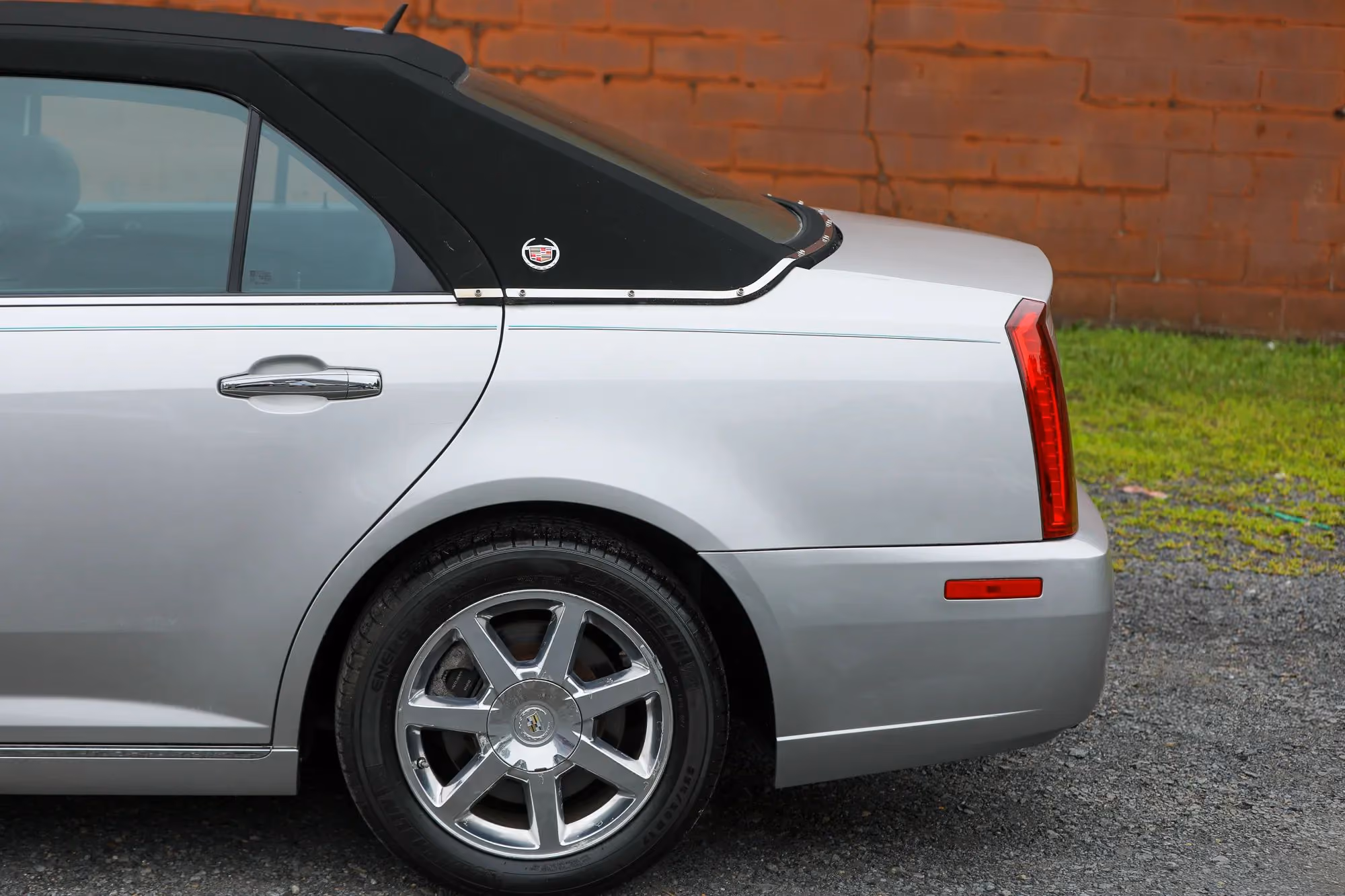 2008 Cadillac STS Sedan 4D — photo 36 of 73