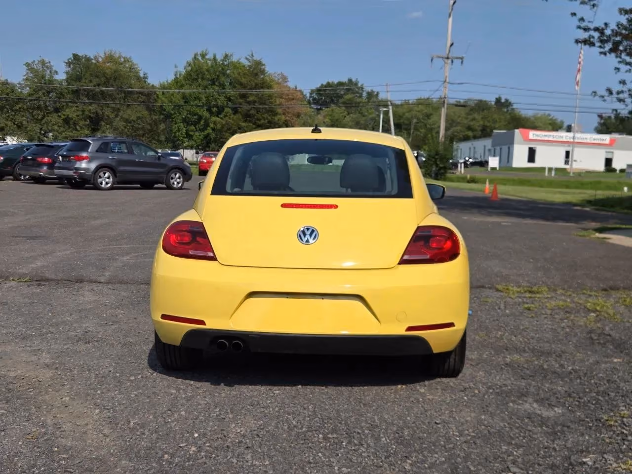 2015 Volkswagen Beetle 1.8T Hatchback 2D — photo 3 of 19