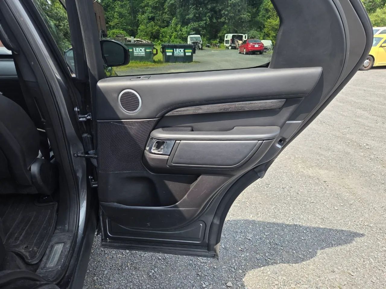 2017 Land Rover Discovery HSE Luxury Sport Utility 4D — photo 19 of 22