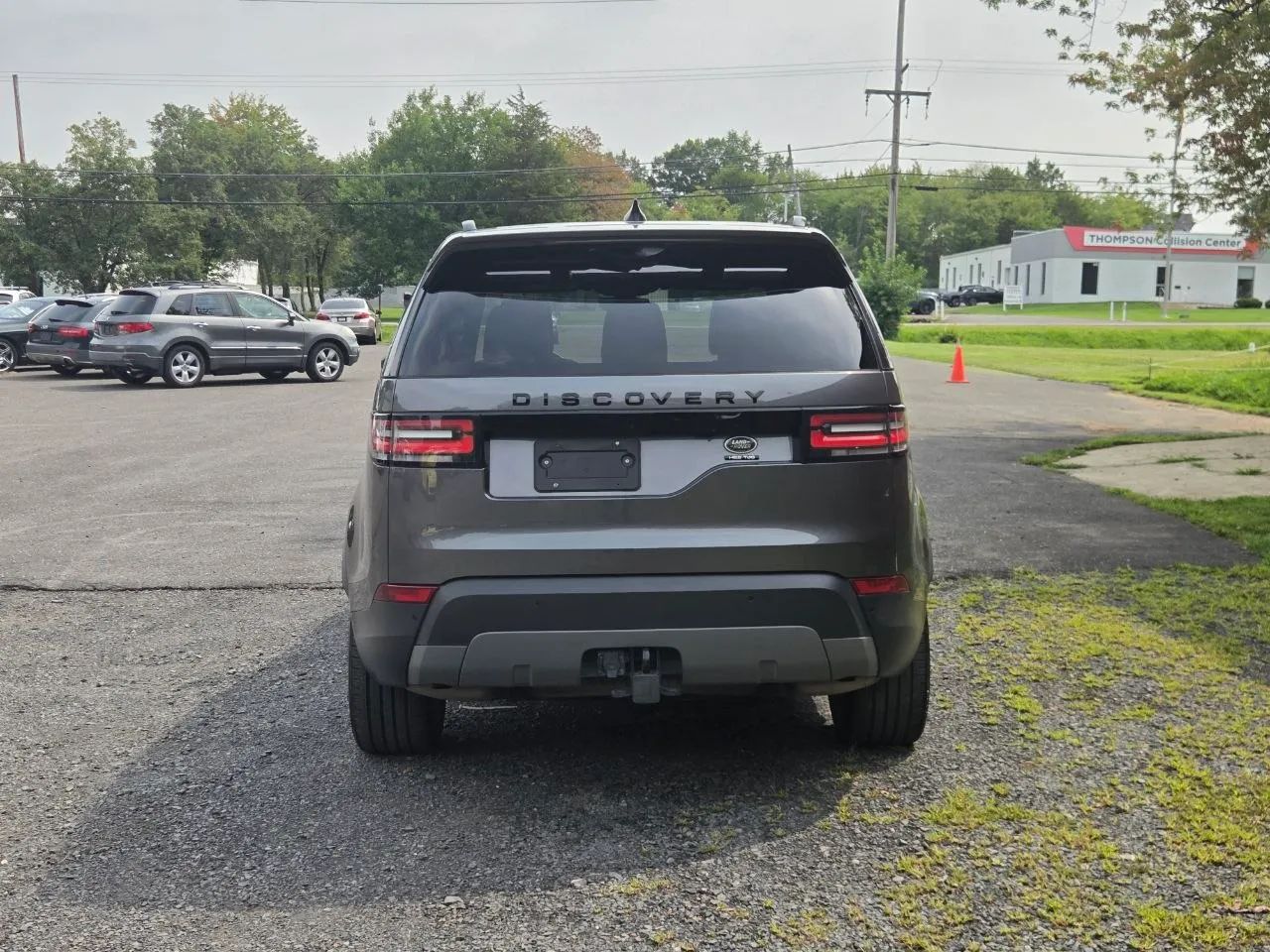 2017 Land Rover Discovery HSE Luxury Sport Utility 4D — photo 4 of 22