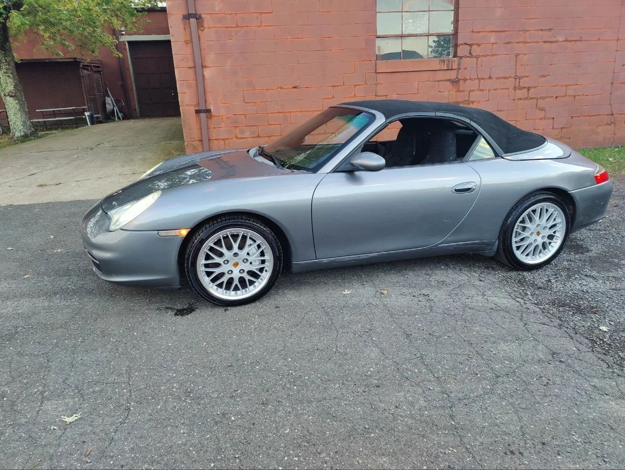 2002 Porsche 911 Carrera 4 Cabriolet 2D — photo 17 of 20