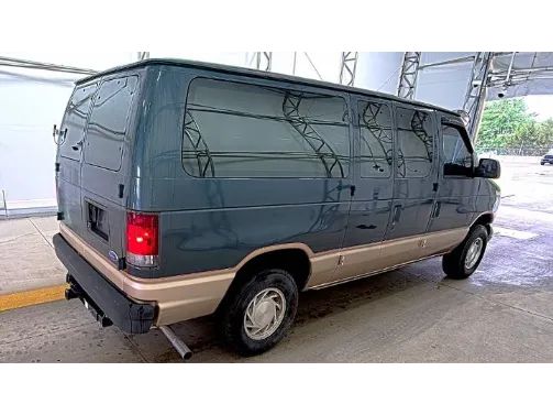 1996 Ford Club Wagon — photo 5 of 12