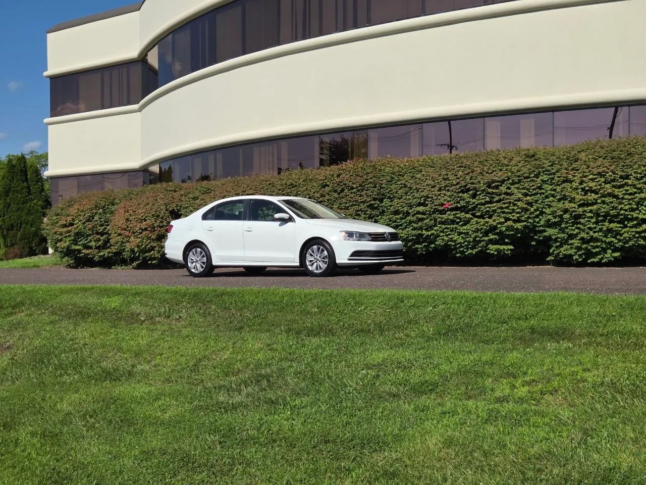 2015 Volkswagen Jetta — photo 5 of 27