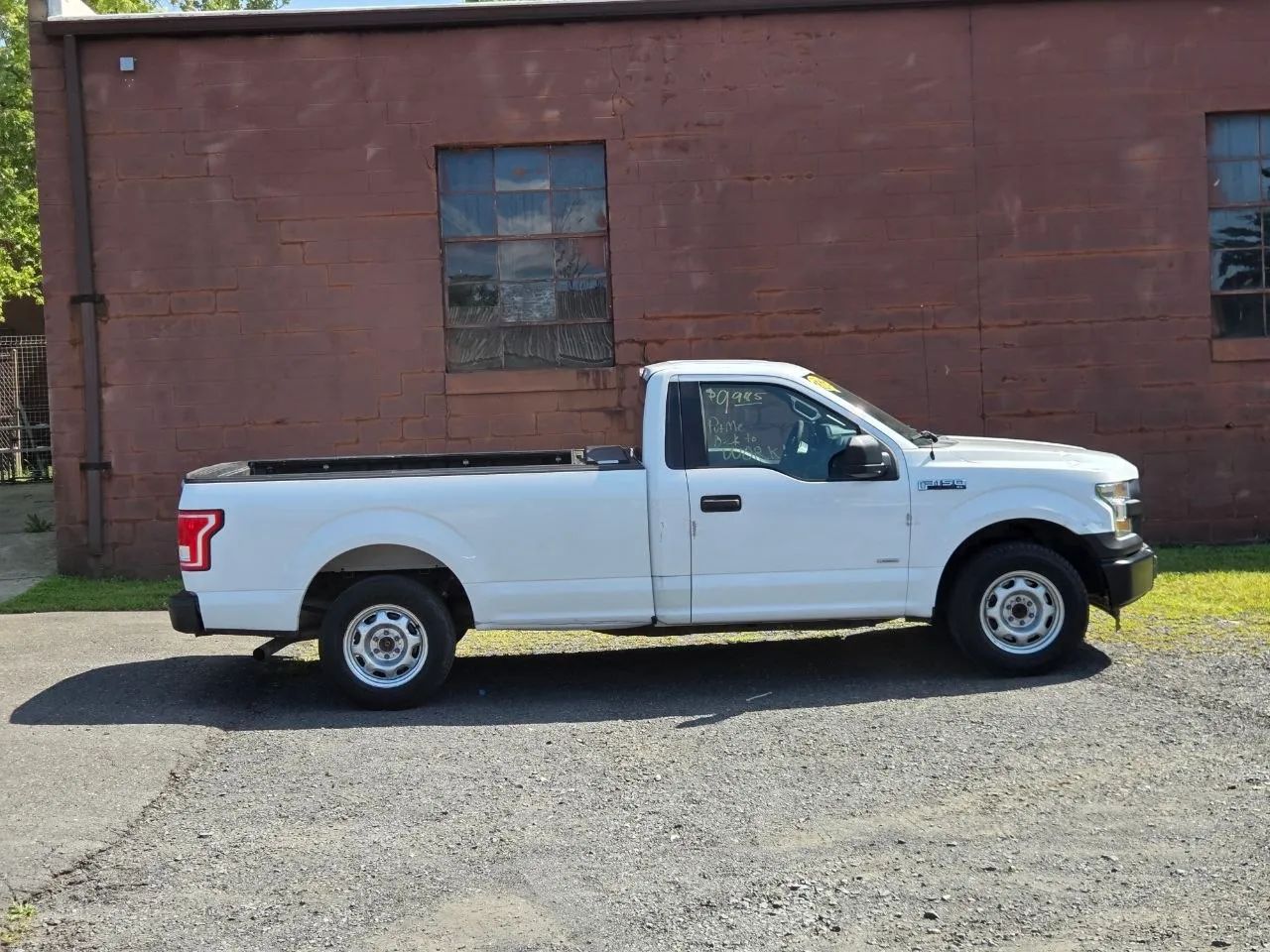 2015 Ford F150 Regular Cab XL Pickup 2D 8 ft — photo 5 of 20