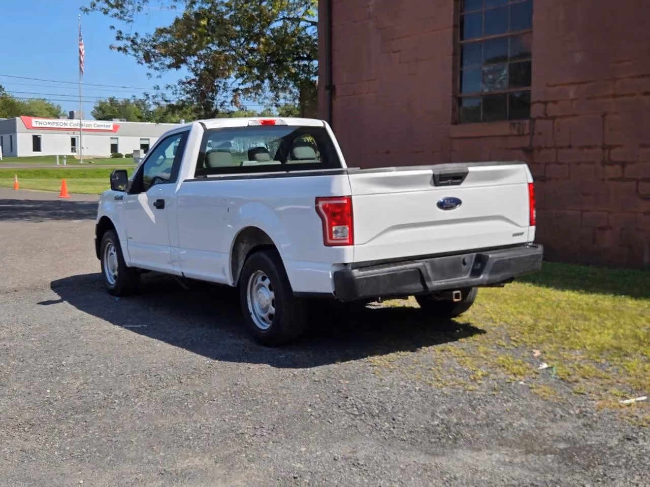 2015 Ford F150 Regular Cab XL Pickup 2D 8 ft — photo 7 of 20