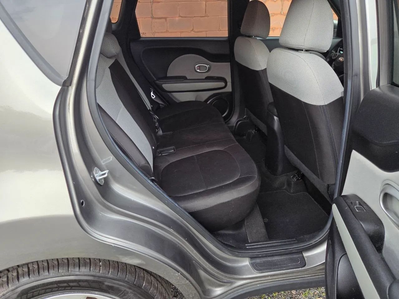2017 Kia Soul Wagon 4D — photo 22 of 23