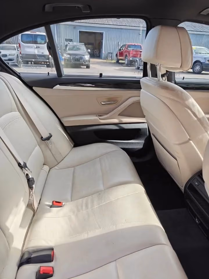 2015 BMW 5 Series 535d Sedan 4D — photo 15 of 20