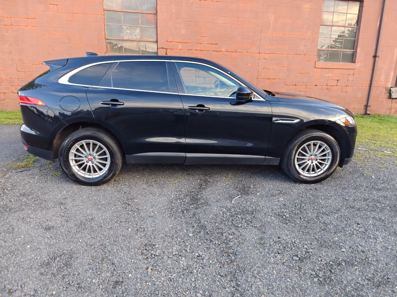 2019 Jaguar F-PACE