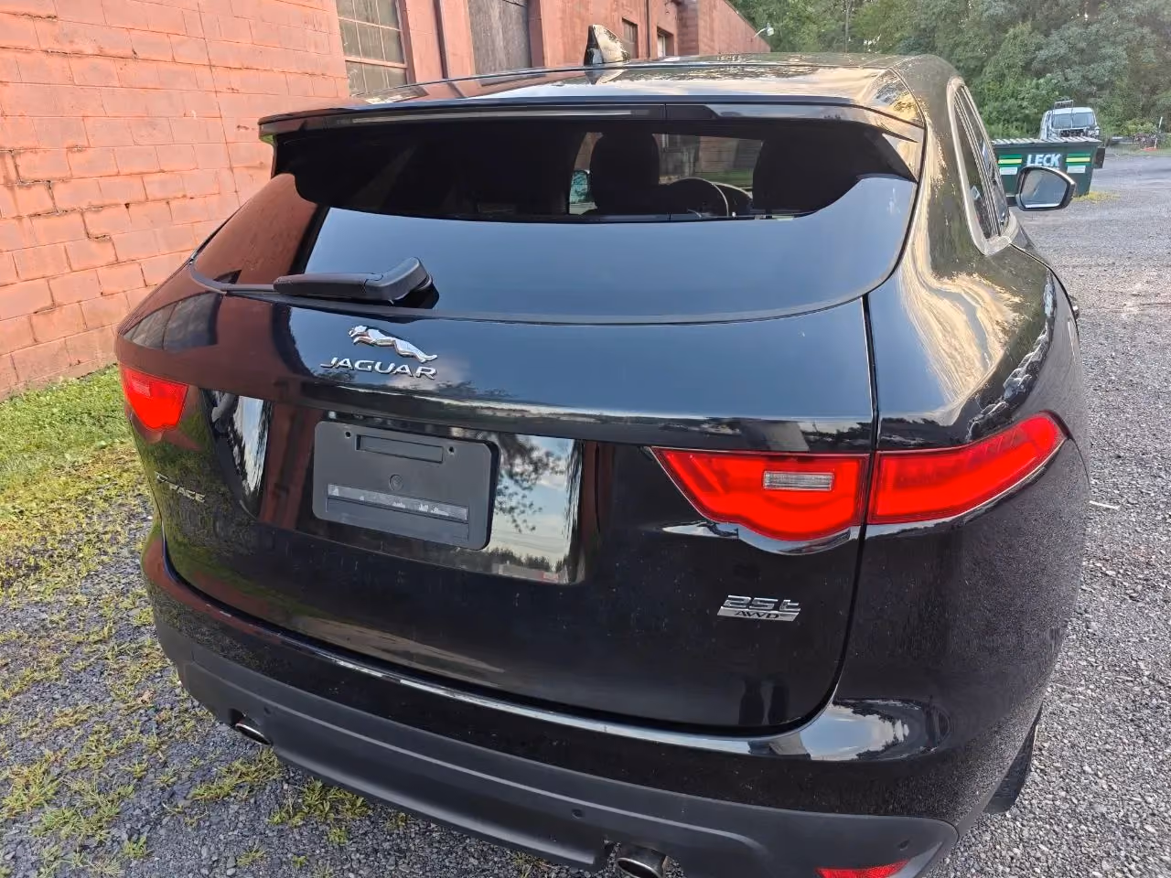 2019 Jaguar F-PACE — photo 9 of 40