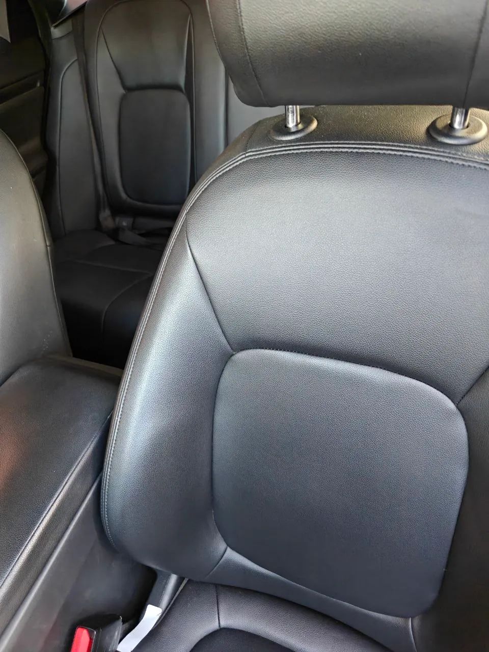 2019 Jaguar F-PACE — photo 26 of 40
