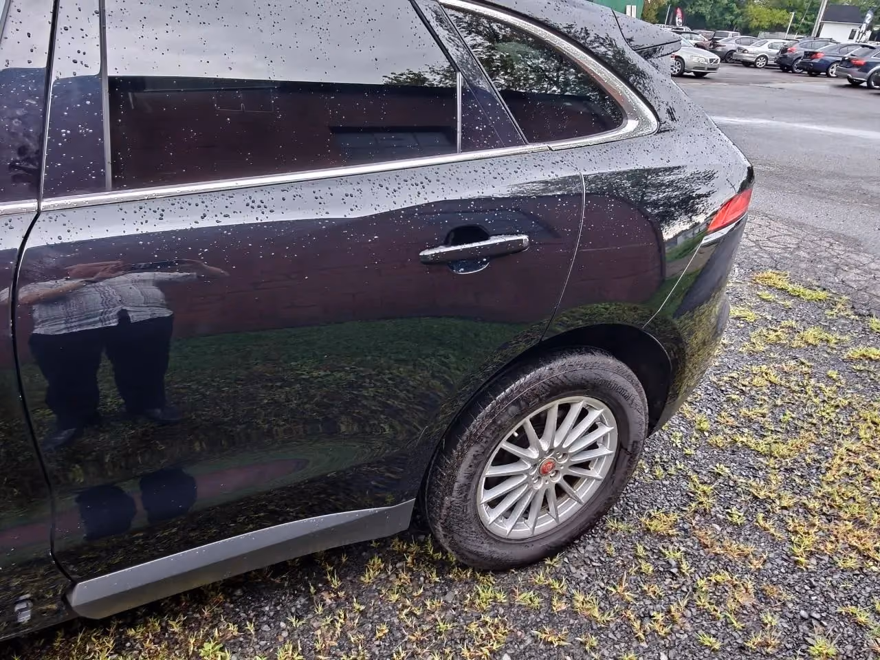 2019 Jaguar F-PACE — photo 35 of 40