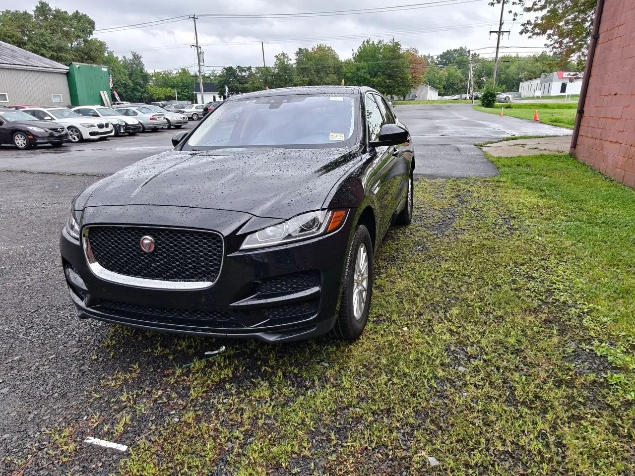 2019 Jaguar F-PACE — photo 31 of 40