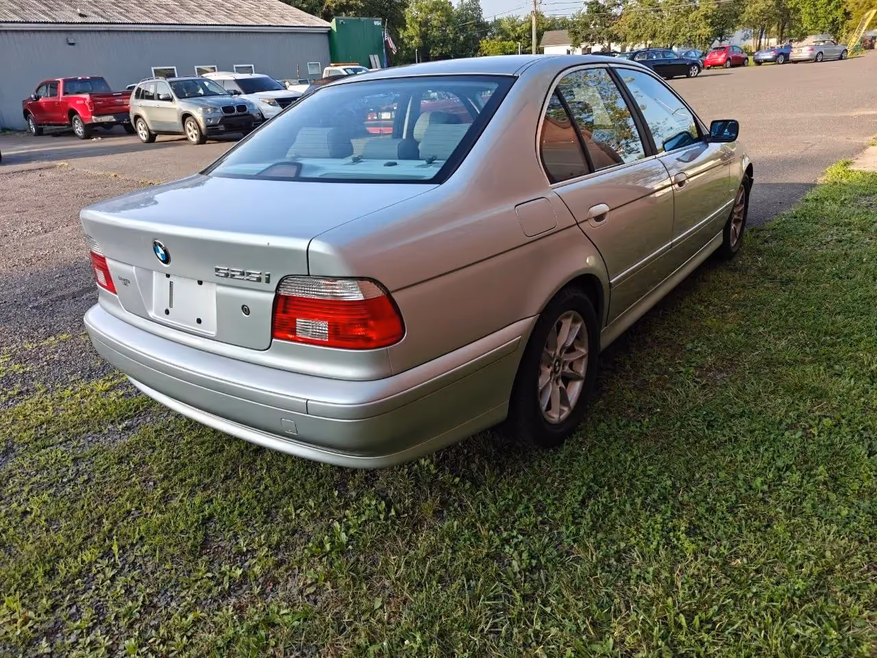 2003 BMW 5 Series — photo 2 of 40