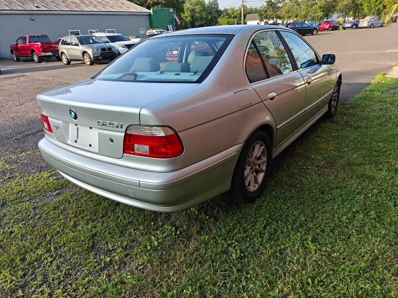2003 BMW 5 Series — photo 2 of 40