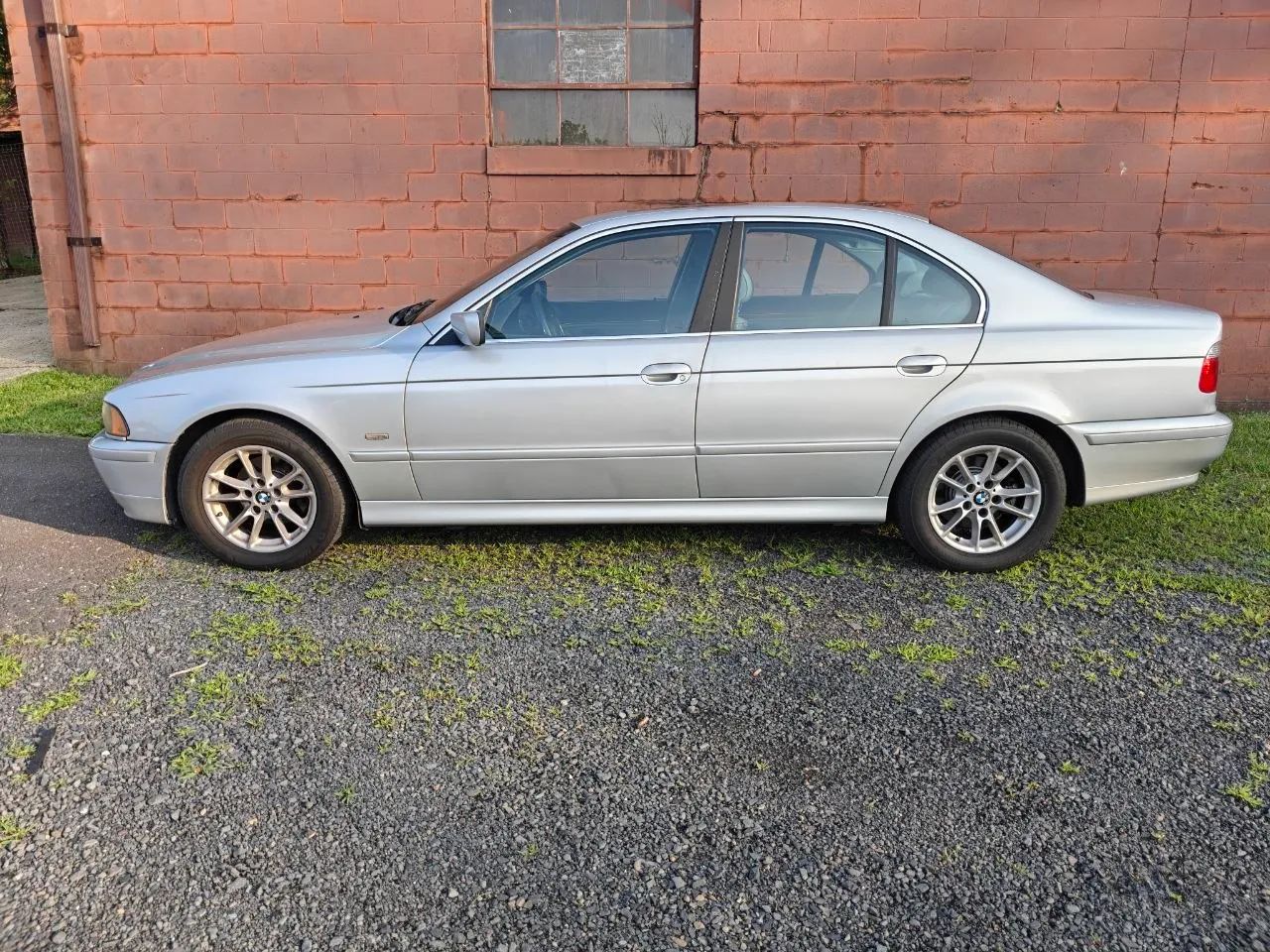 2003 BMW 5 Series — photo 1 of 40
