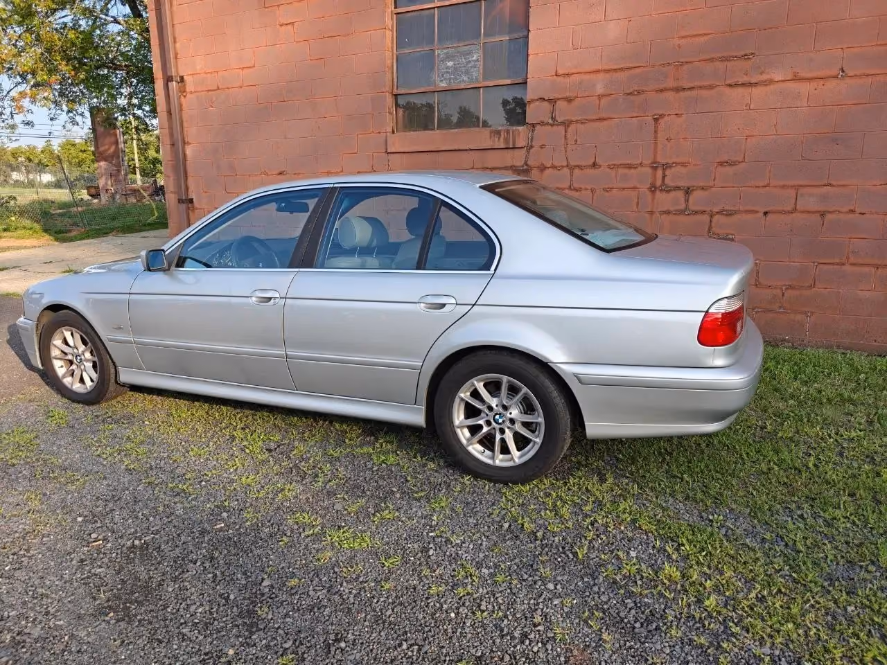 2003 BMW 5 Series — photo 8 of 40