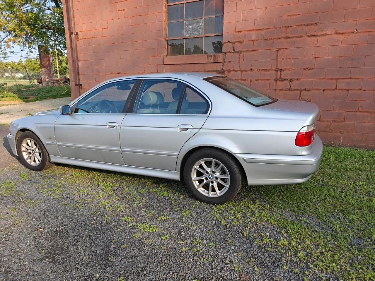 2003 BMW 5 Series — photo 8 of 40