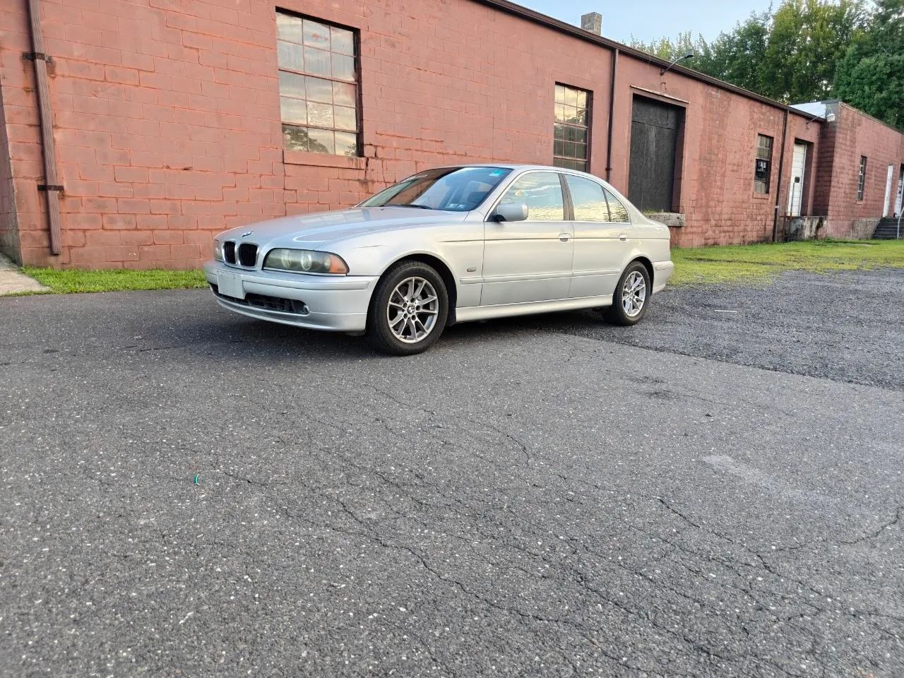 2003 BMW 5 Series — photo 39 of 40