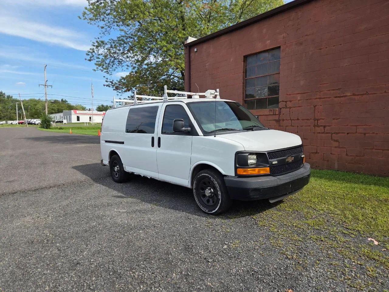 2013 Chevrolet Express 1500 Cargo — photo 1 of 16