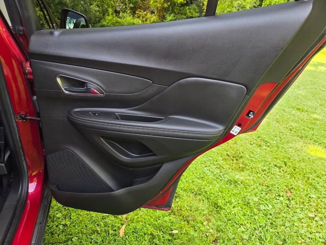 2015 Buick Encore Sport Utility — photo 28 of 40