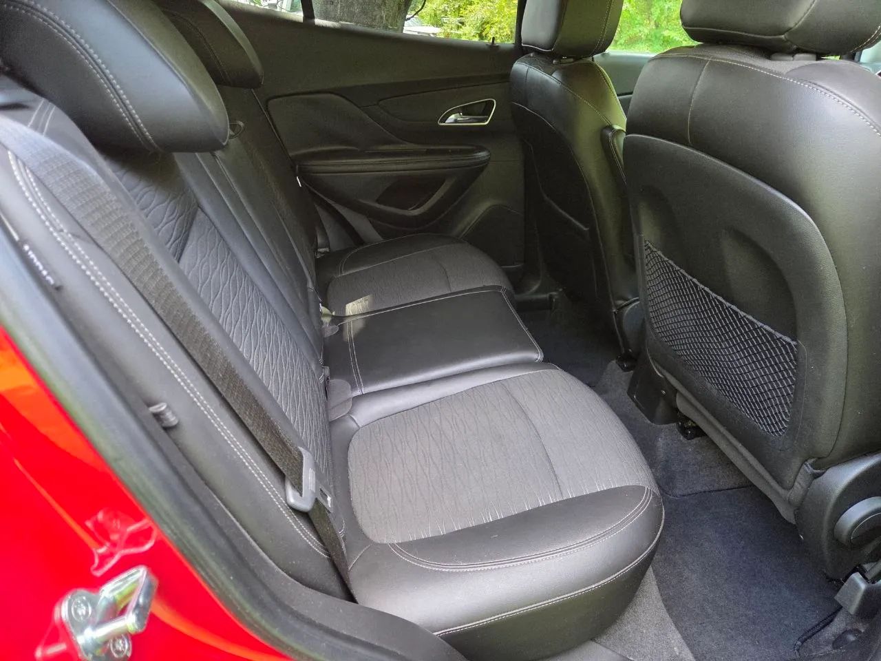 2015 Buick Encore Sport Utility — photo 27 of 40