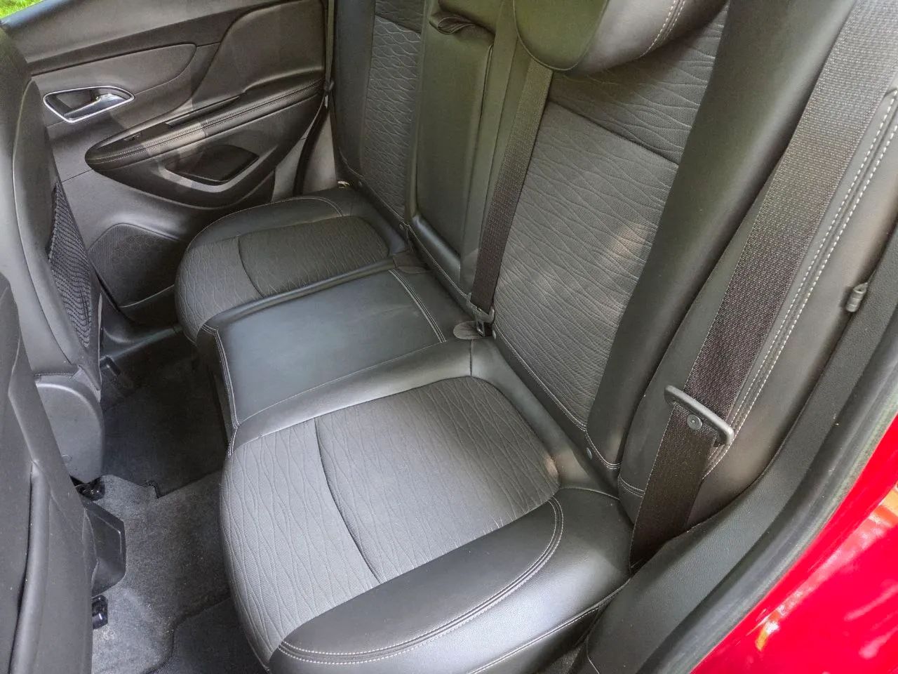 2015 Buick Encore Sport Utility — photo 37 of 40