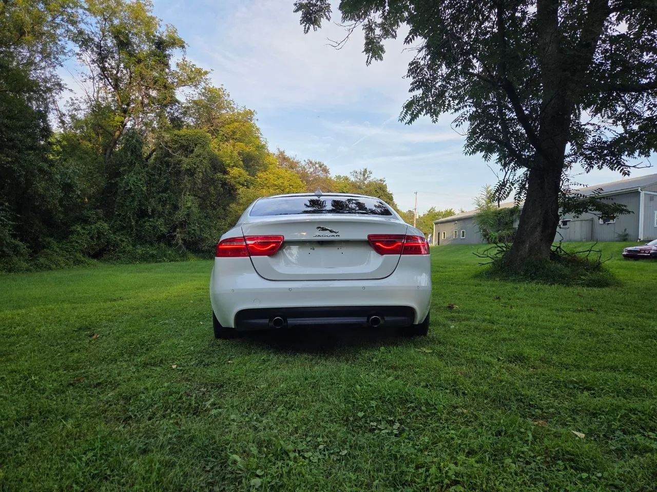 2017 Jaguar XE — photo 6 of 31