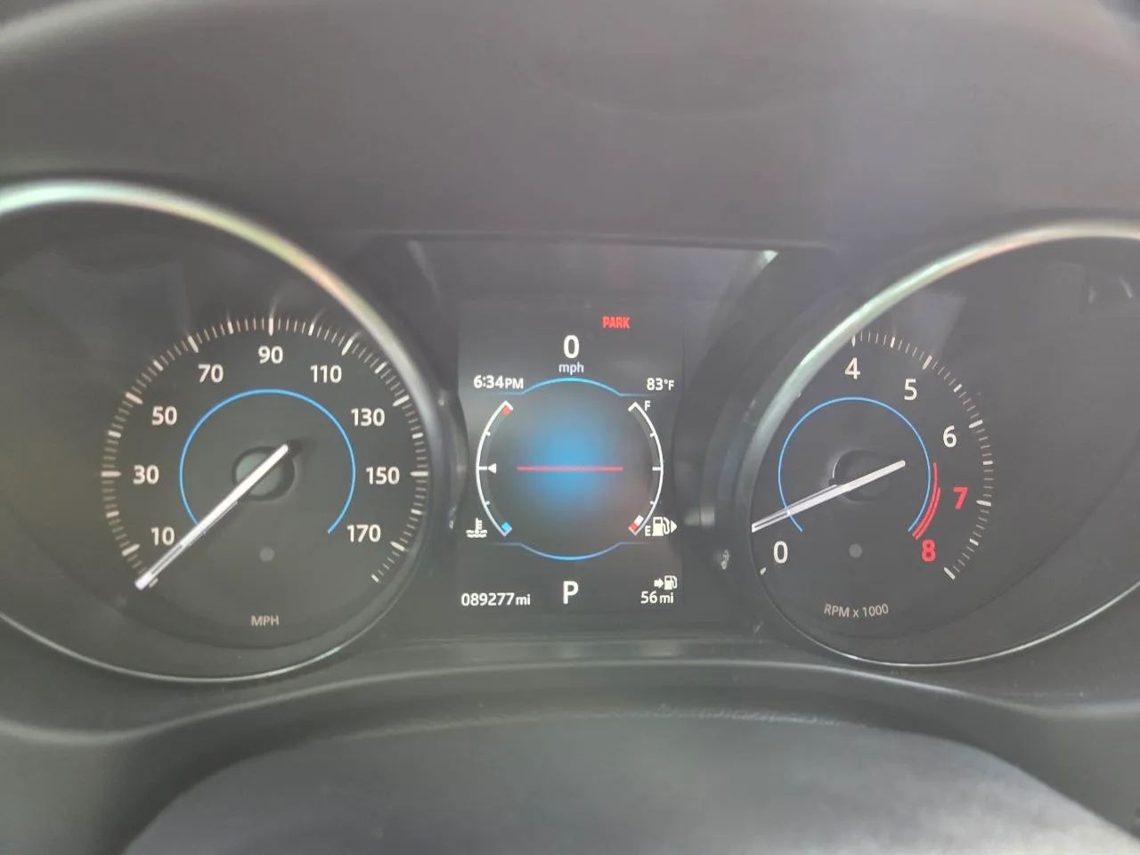 2017 Jaguar XE — photo 26 of 31