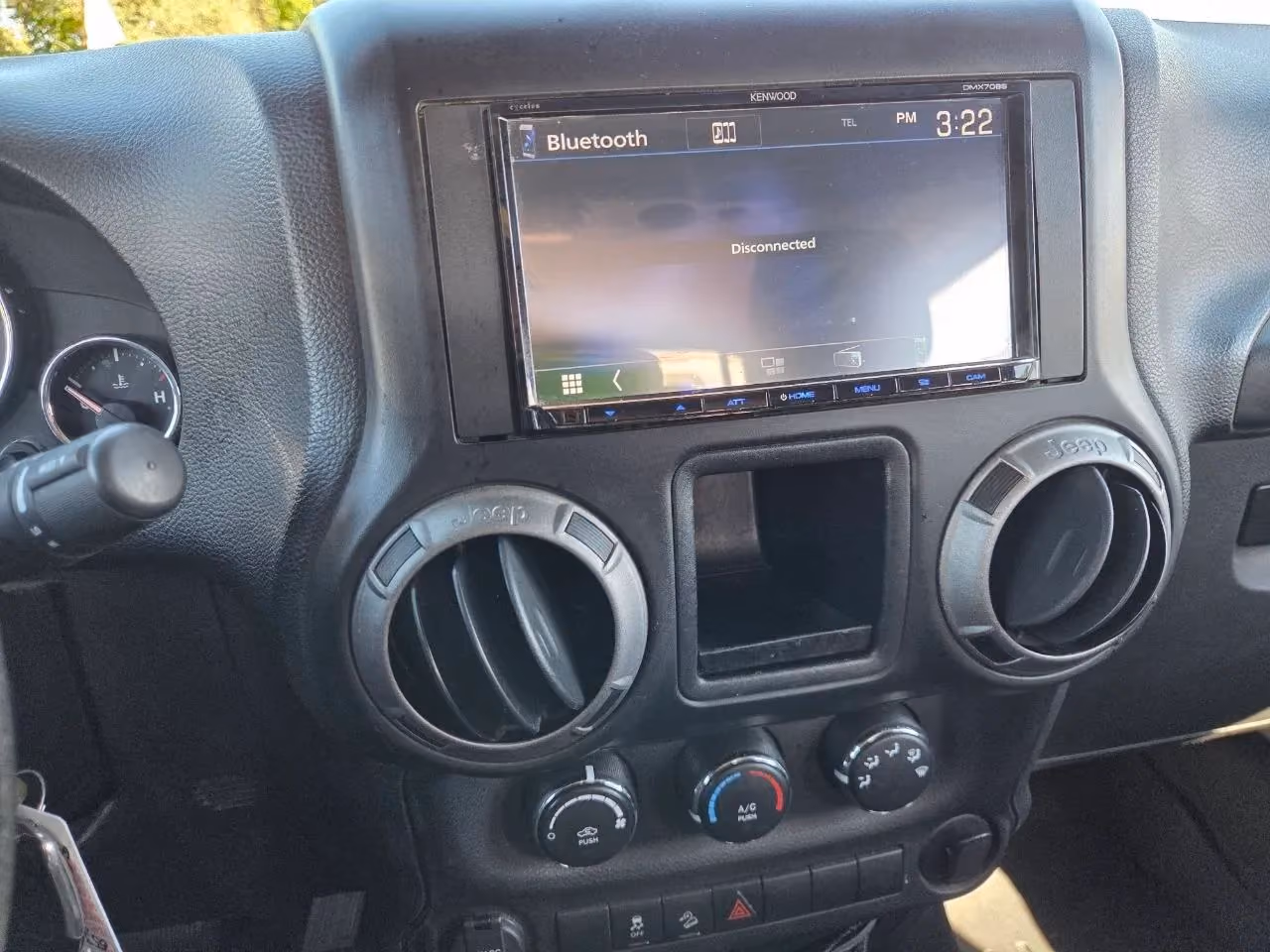 2013 Jeep Wrangler — photo 26 of 28