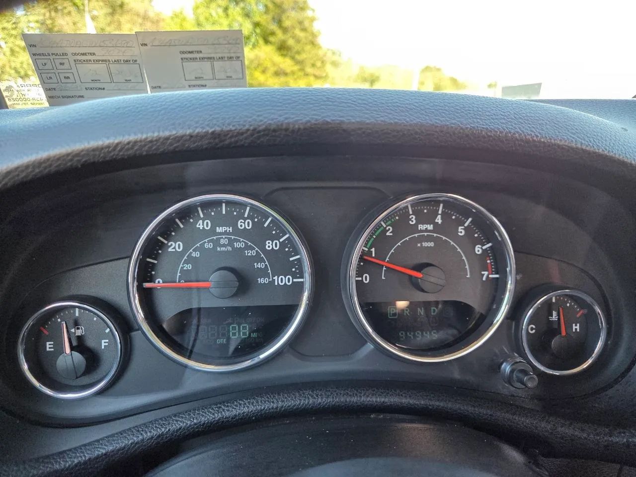 2013 Jeep Wrangler — photo 27 of 28