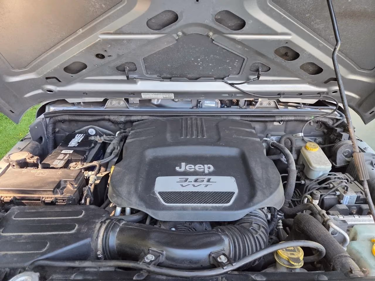 2013 Jeep Wrangler — photo 25 of 28