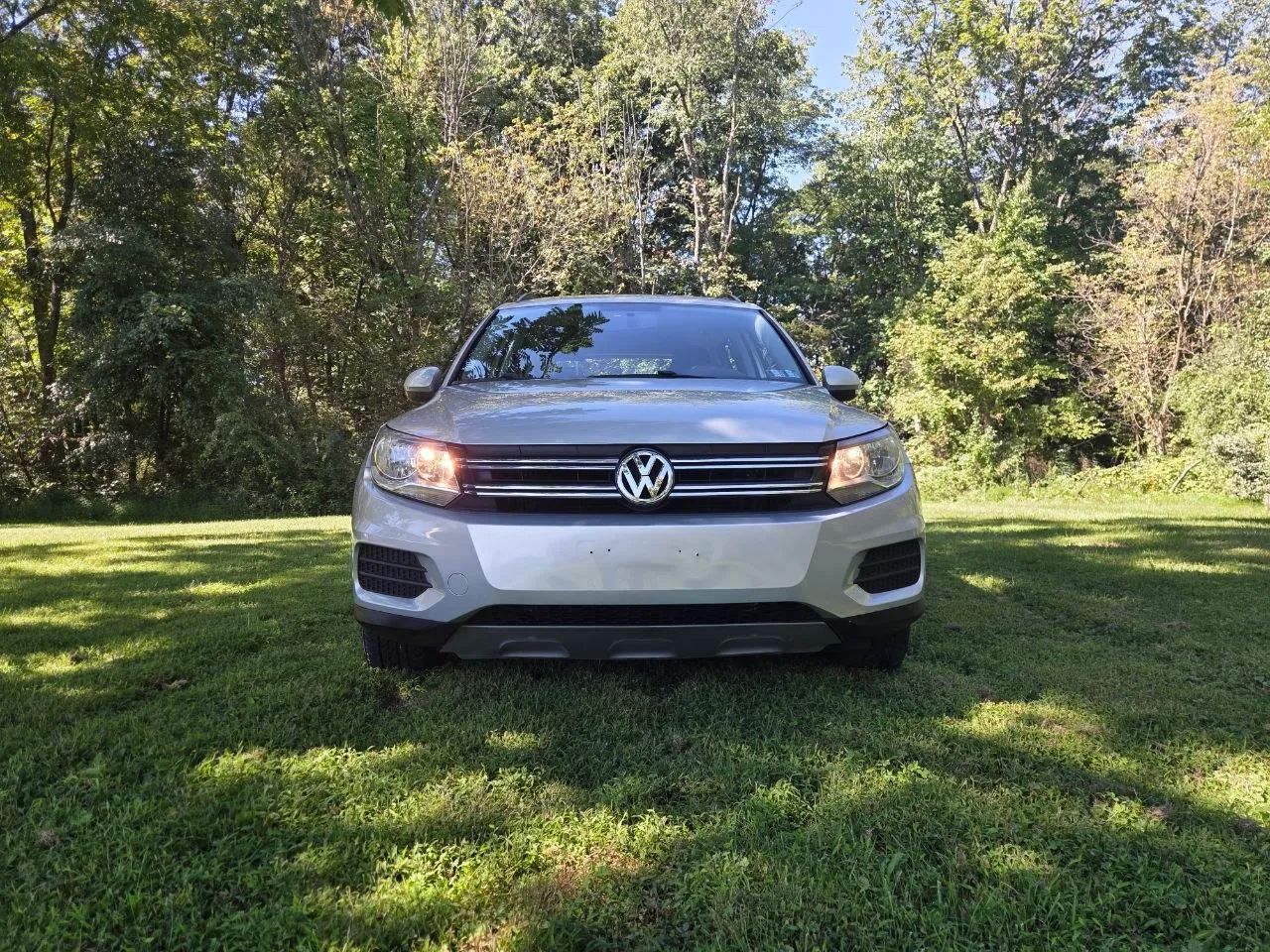 2015 Volkswagen Tiguan — photo 5 of 44