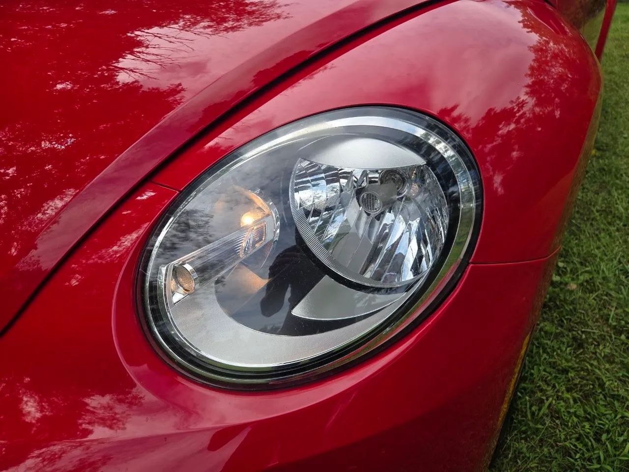 2013 Volkswagen Beetle — photo 26 of 45