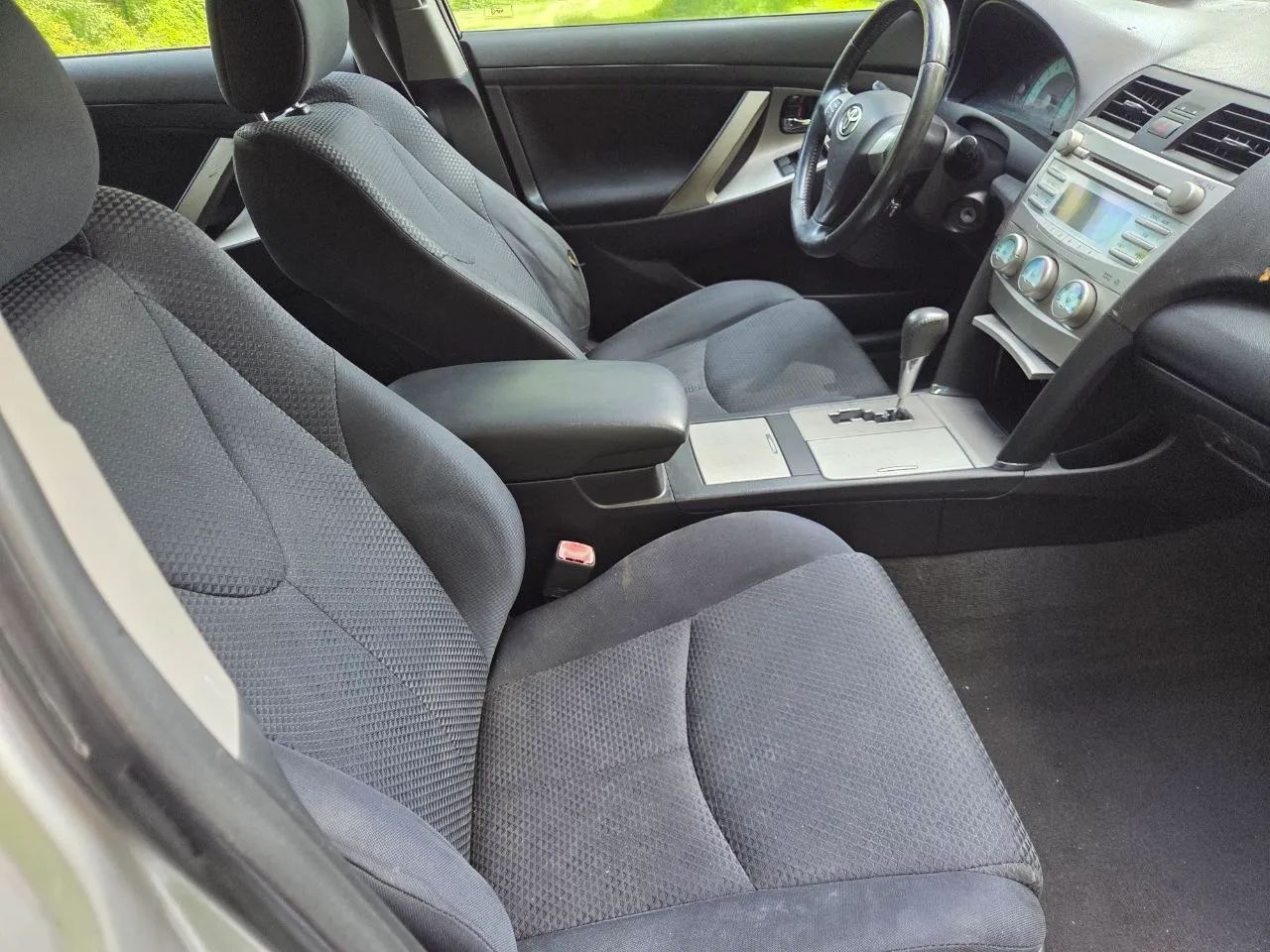 2008 Toyota Camry SE Sedan 4D — photo 21 of 33