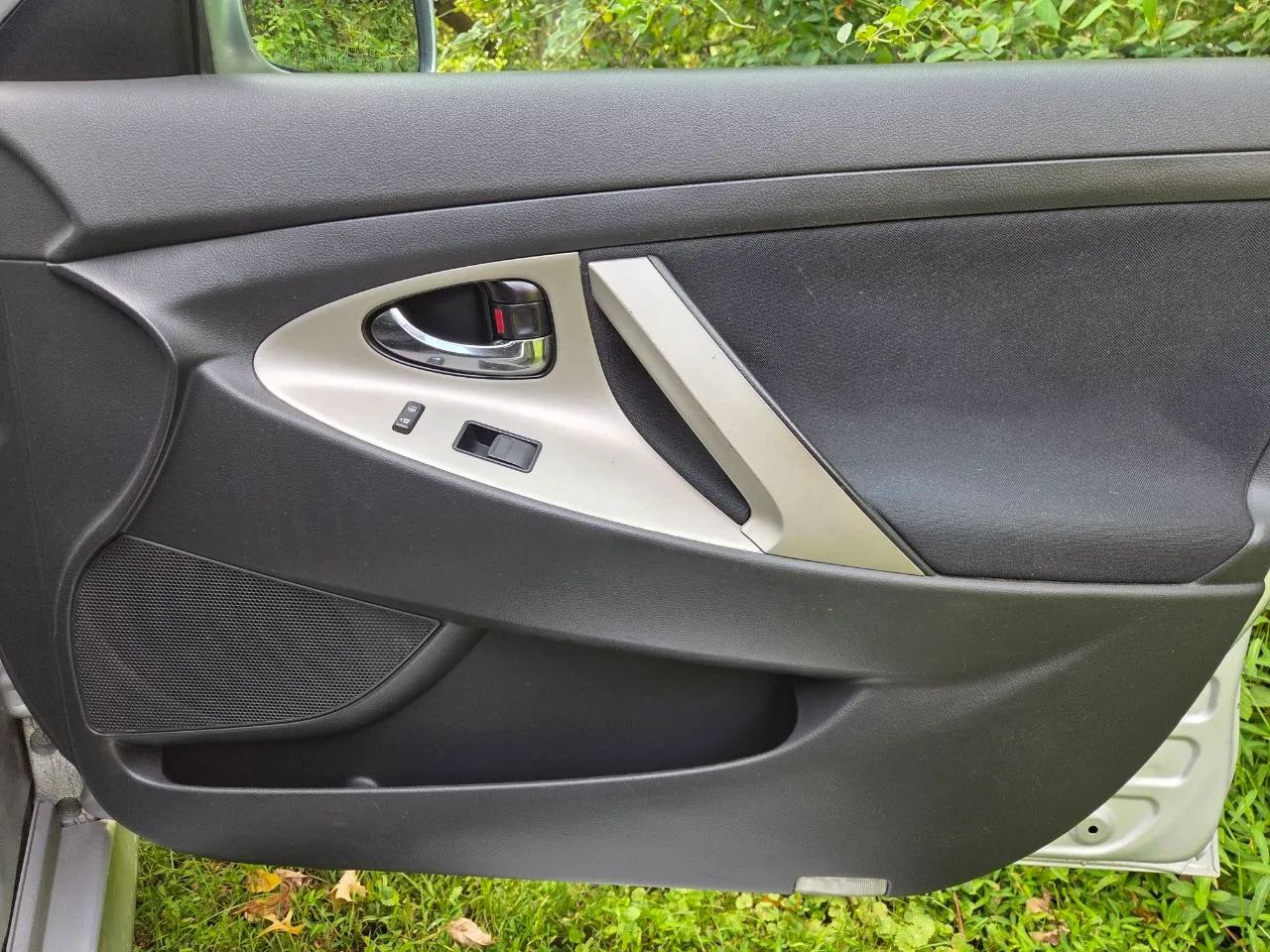 2008 Toyota Camry SE Sedan 4D — photo 22 of 33