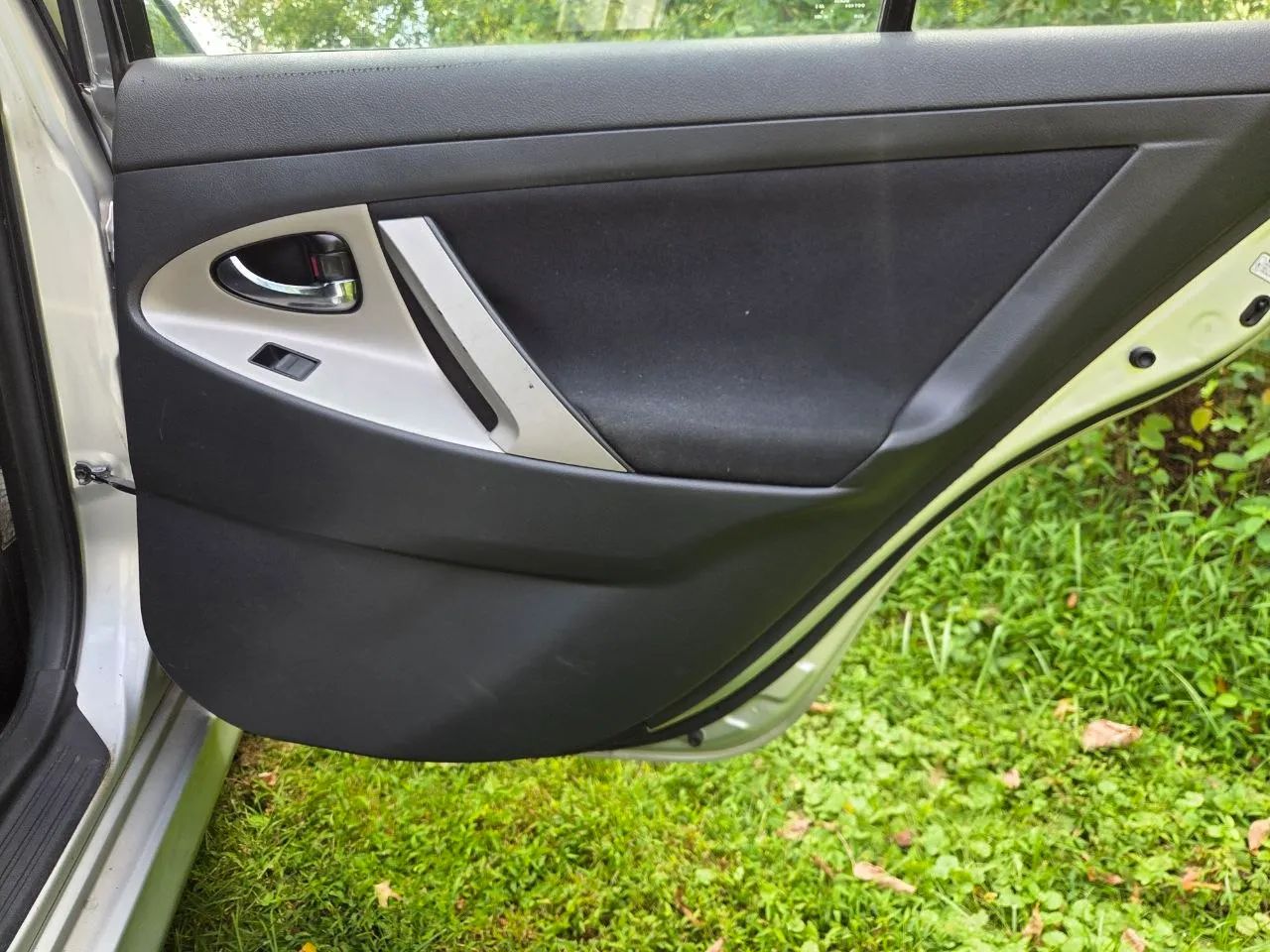 2008 Toyota Camry SE Sedan 4D — photo 26 of 33