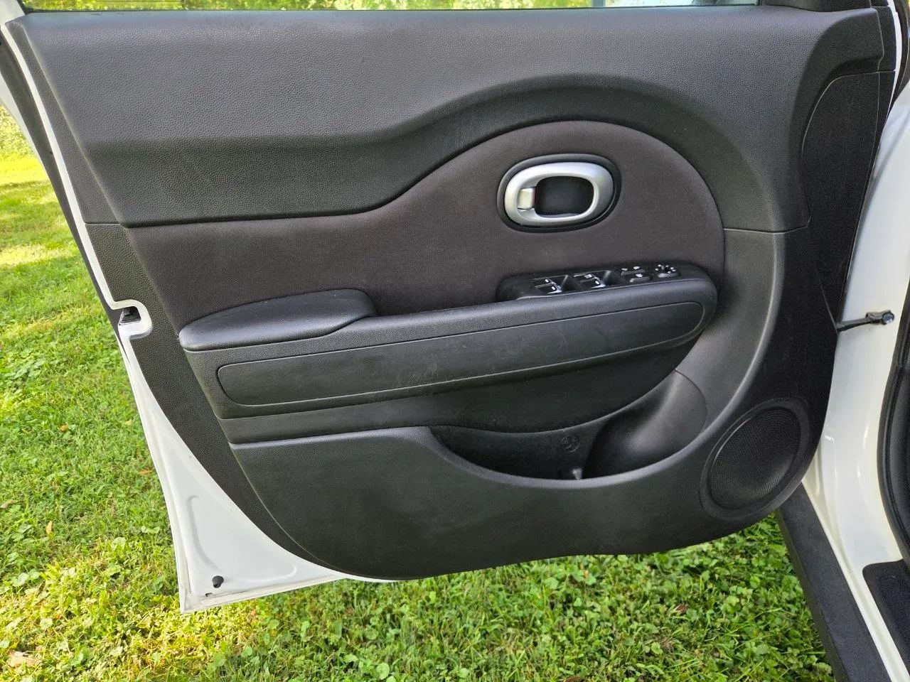 2017 Kia Soul — photo 18 of 30