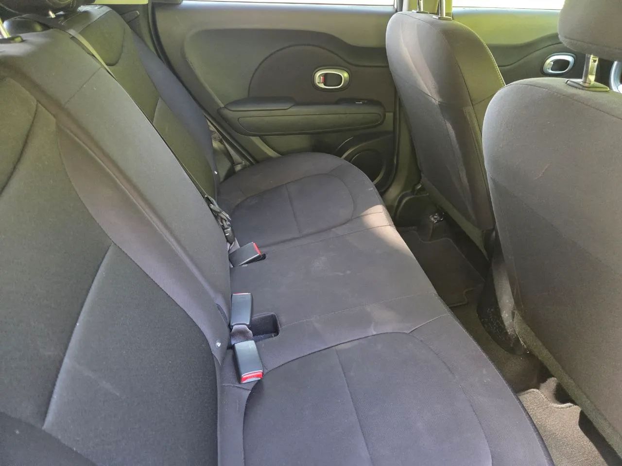 2017 Kia Soul — photo 24 of 30