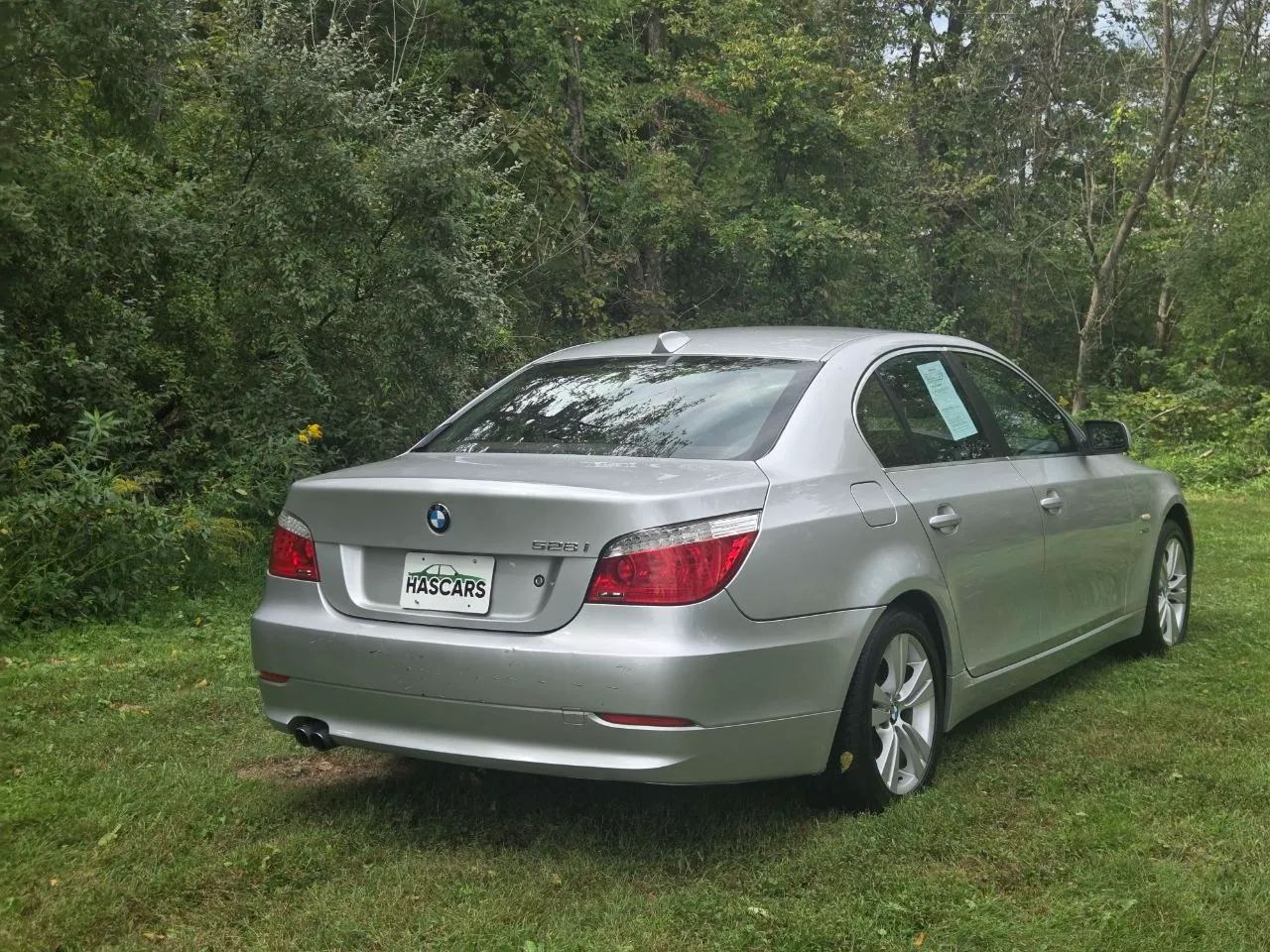 2010 BMW 5 Series — photo 9 of 30