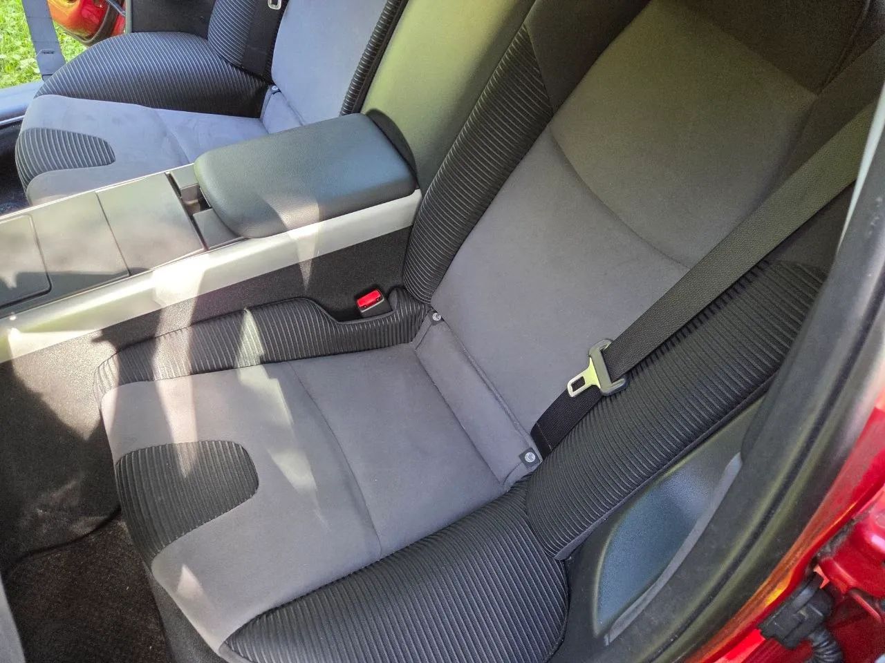 2004 MAZDA RX-8 — photo 27 of 37