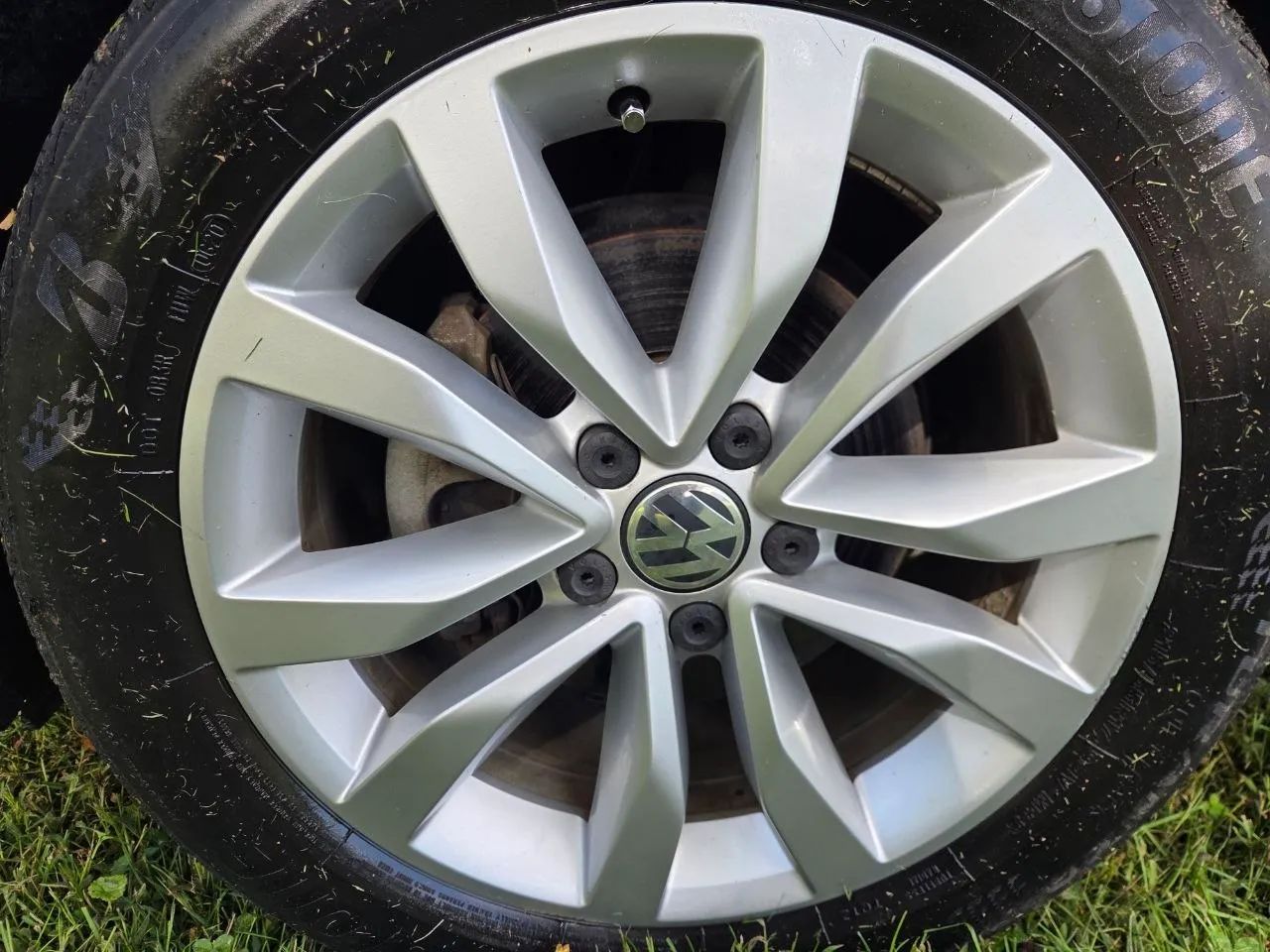 2015 Volkswagen Beetle — photo 18 of 30