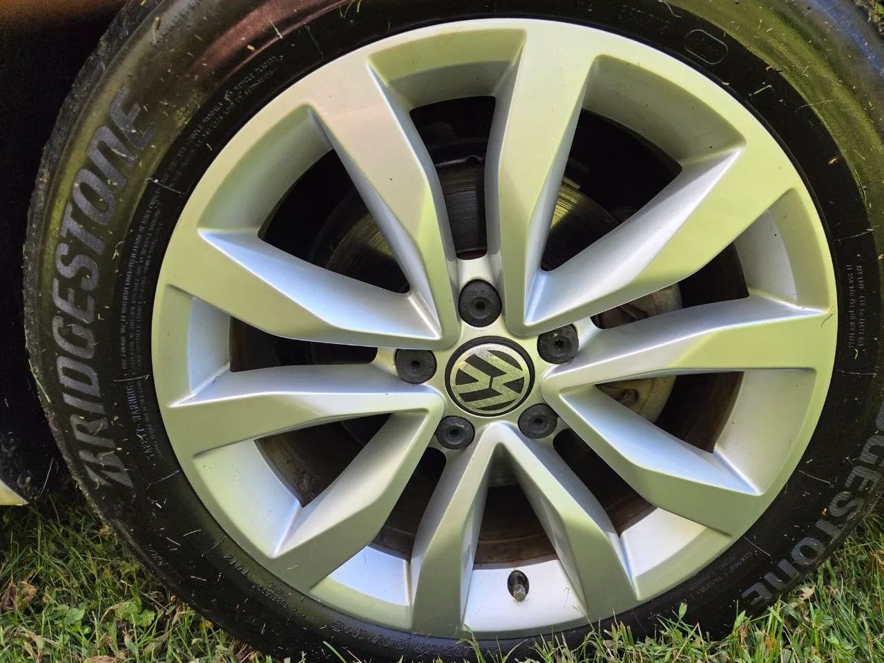 2015 Volkswagen Beetle — photo 20 of 30